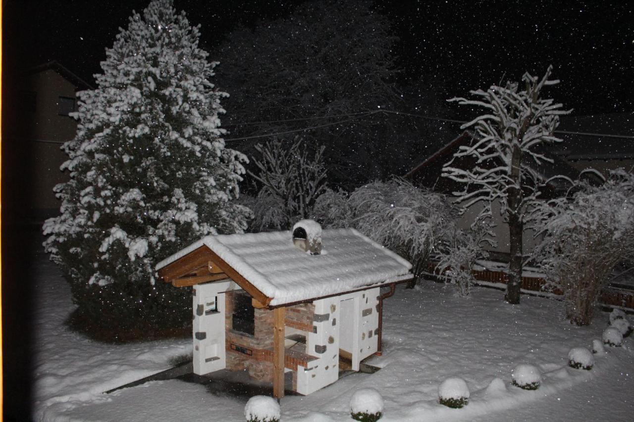 Ferienwohnung Hofleben Reiner Neukirchen vorm Wald Exteriör bild